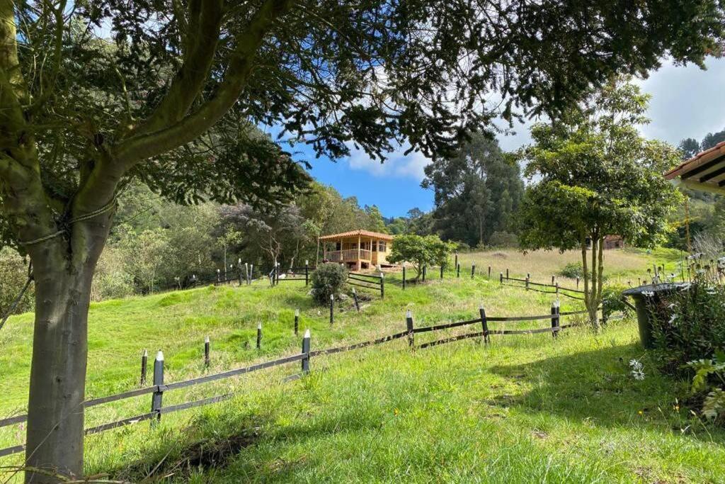 Un Refugio En Las Montanas De Tabio Exterior foto